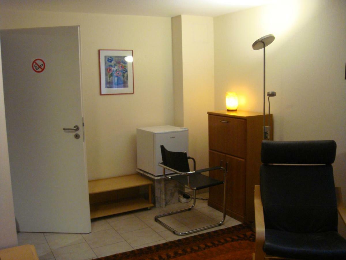 Messezimmer Ratingen Exteriör bild
